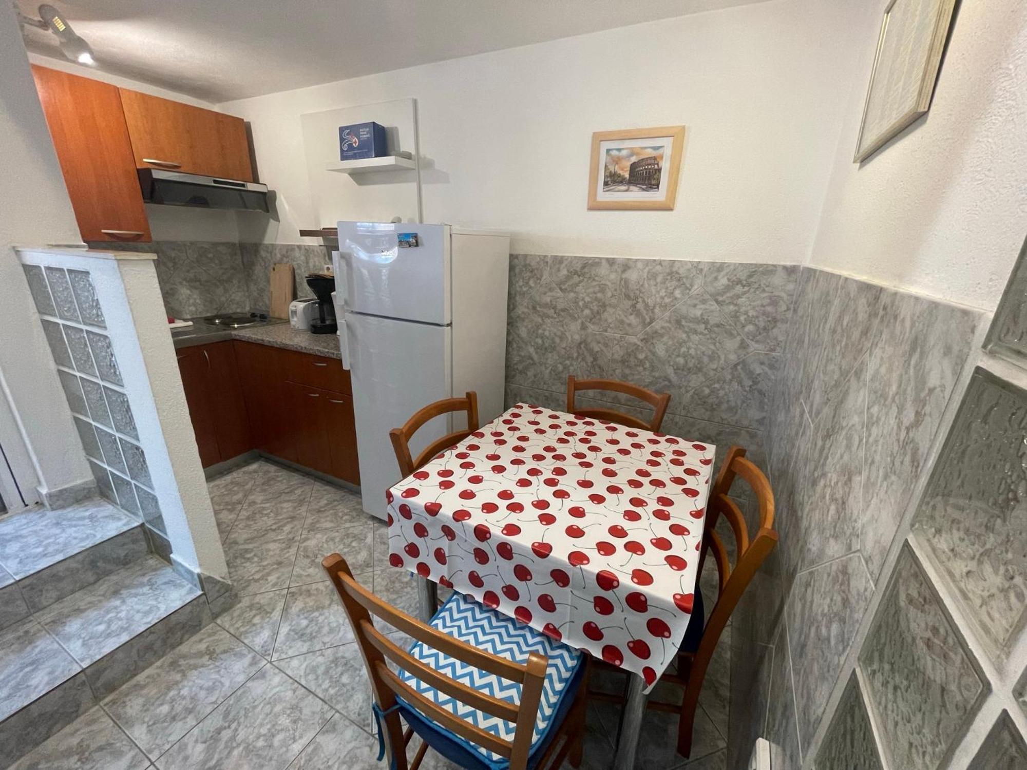 Apartment Jakasa Trogir Zewnętrze zdjęcie